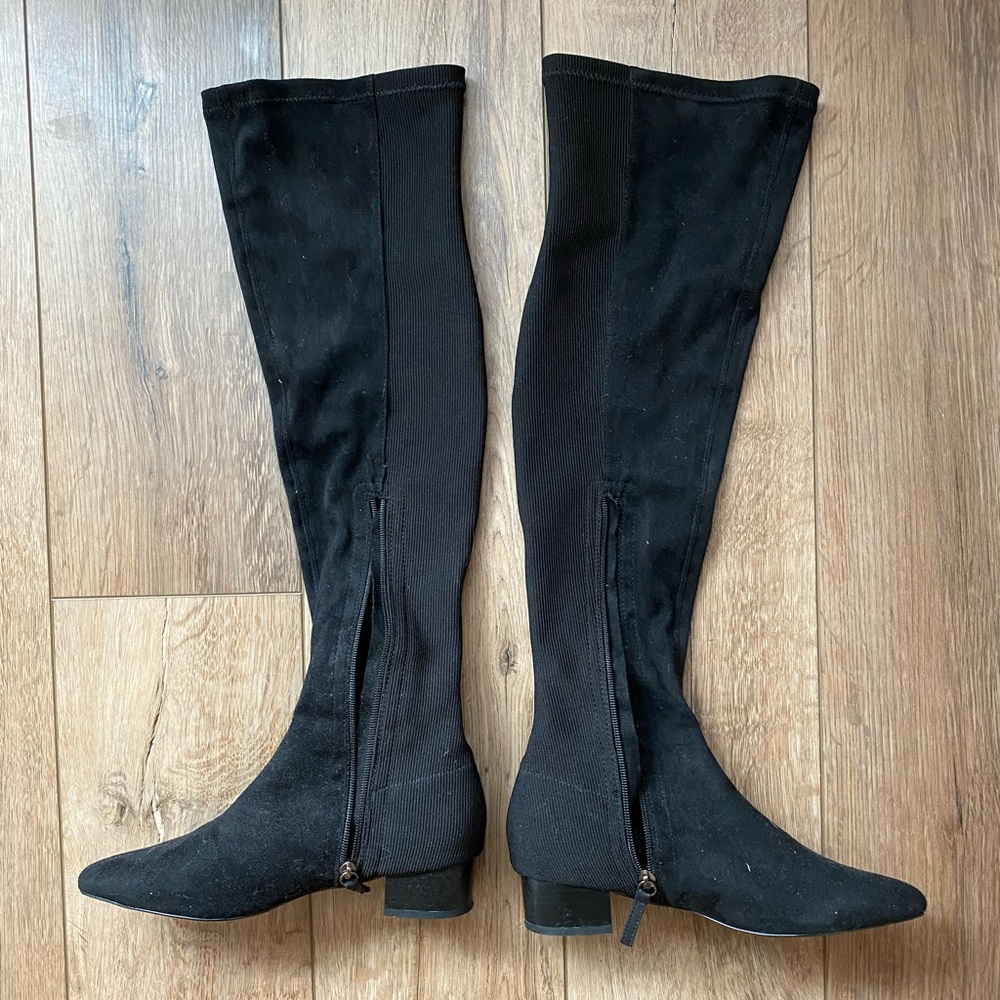Over-the-knee black boots